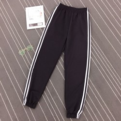Pantaloni negri trening cu dungi albe