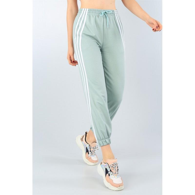 Pantaloni trening cu dungi albe,verde menta