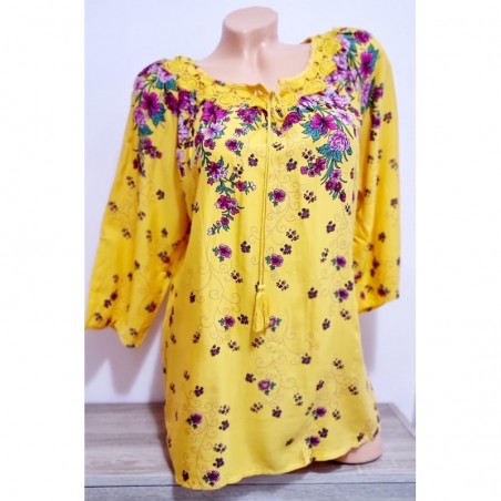 Bluza tip ie cu imprimeu floral mic